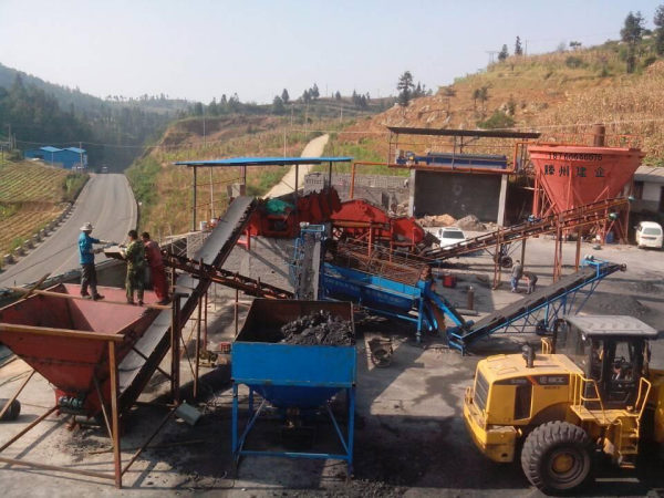 云南富源8平方洗煤設備正式安裝投產，助力選煤效率提升
